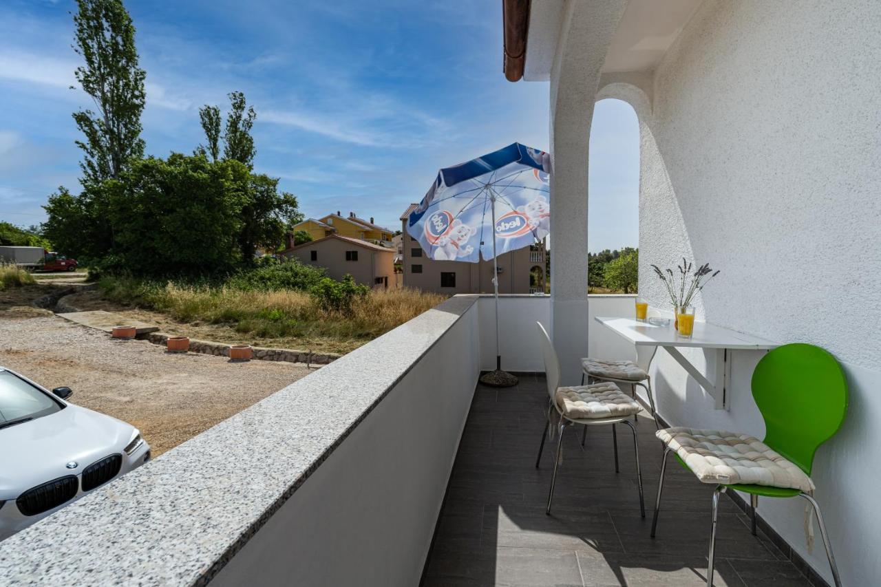 Apartment A & J Petrcane Exterior foto